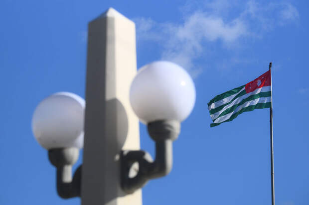 Авидзба: в Абхазии более 16 тыс. граждан получили водительские права РФ