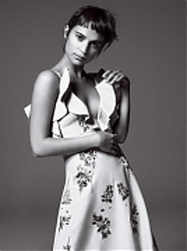 Алисия Викандер — Фотосессия для «Vogue» 2015