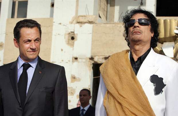 Саркози и Каддафи