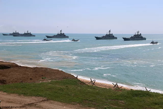 "Они не остановятся". Чего России ждать от НАТО в Черном море