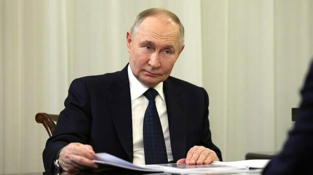 Путин заявил, что вдоль границы России с Украиной будет создана буферная зона