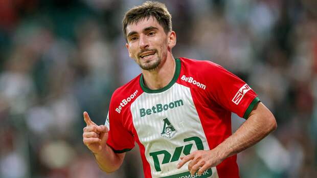 Бакаев о новом контракте: «Эмоции фантастические. Я в шоке от атмосферы в клубе, за карьеру такого еще не видел»