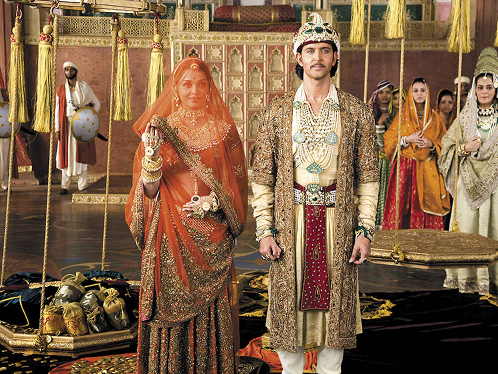 Индийский исторические. Ритик Рошан Джодха и Акбар. Jodhaa Akbar 2008. Джодха и Акбар 2008. Джодха и Акбар фильм 2008.