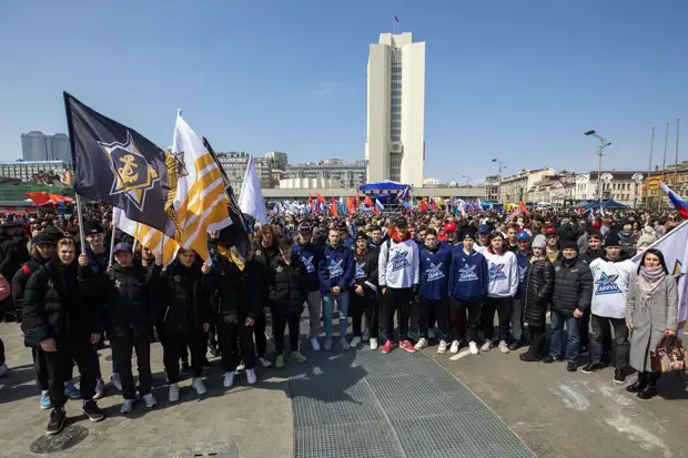 Игроки системы «Адмирала» посетили концерт «Zа мир без нацизма!»