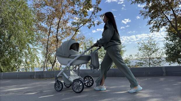 В Госдуме напомнили о праве на пособие по уходу за ребёнком до полутора лет