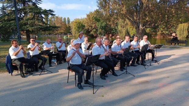 В парках Симферополя по выходным будет выступать духовой оркестр