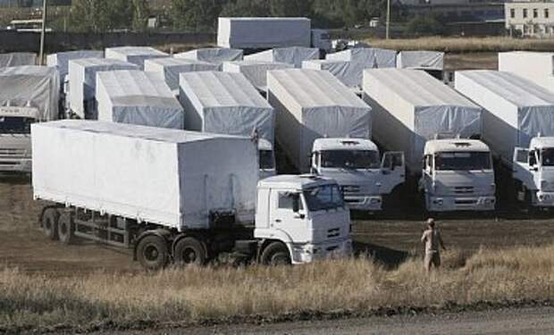 Часть "гуманитарного конвоя" РФ пыталась пересечь границу - СНБО Часть "гуманитарного конвоя" РФ пыталась пересечь границу - СНБО
