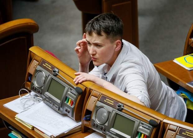 Депутат Рады заподозрил Савченко в подготовке переворота "по заданию Кремля" Депутат Рады заподозрил Савченко в подготовке переворота "по заданию Кремля"