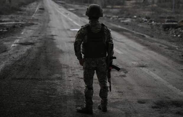 Боец ВСУ в гражданской одежде выдал себя одной деталью в ДНР