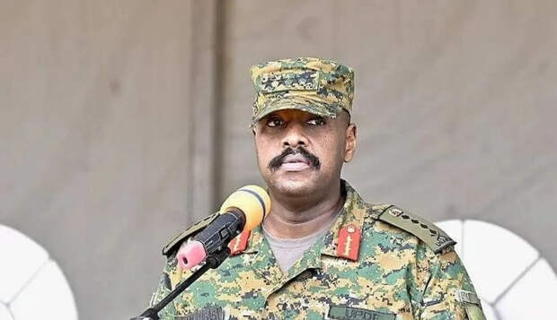 Главком ВС Уганды потребовал от Турции миллиард долларов и турчанку в жёны