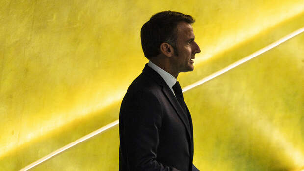 Обзор иноСМИ: Сикорский пригрозил НПЗ за пределами РФ, кто сменит Макрона