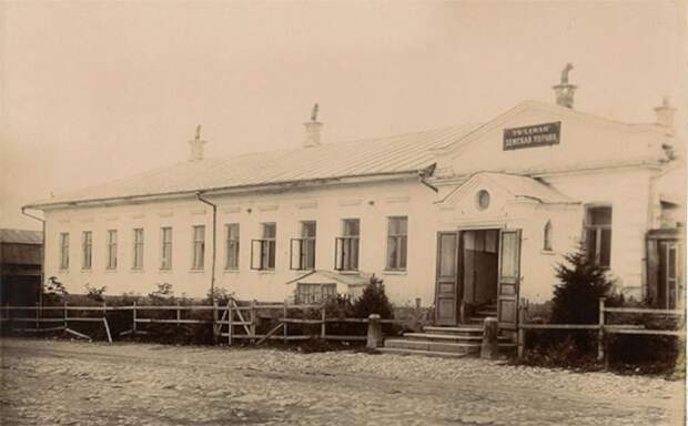 Два лика одной веневской улицы