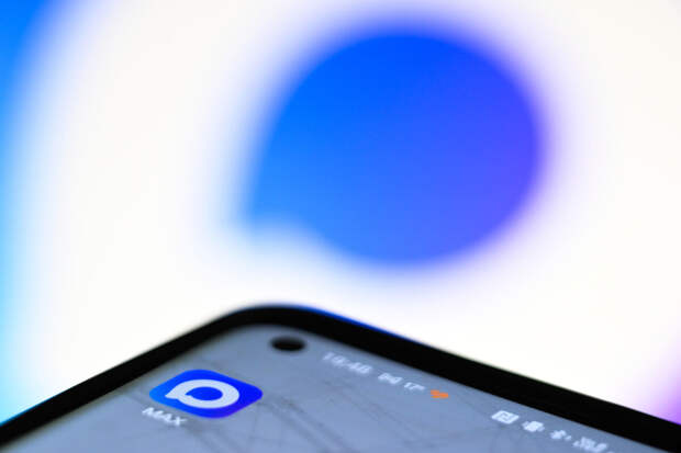 Юнашев: пресс-служба Кремля начала приглашать журналистов на встречи через Max