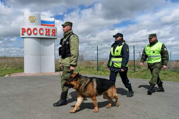 Путин: пограничники действуют профессионально и самоотверженно на всех рубежах