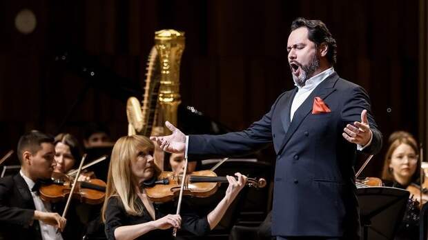 Ильдар Абдразаков и Иван Рудин дадут праздничный концерт в «Зарядье»