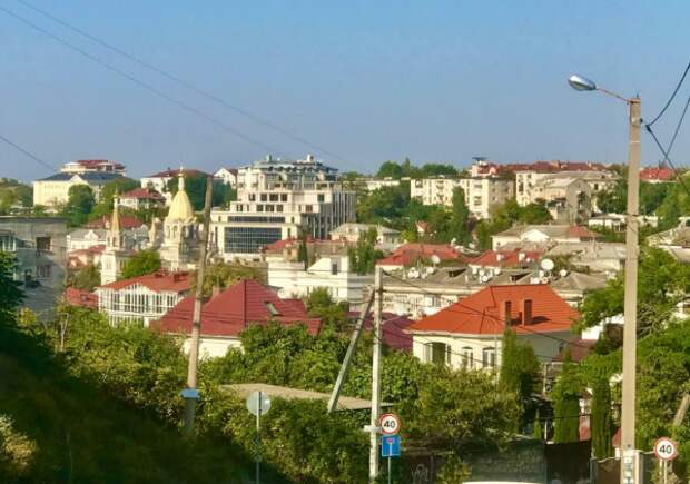 «Цены на вторичное жильё снизились везде, кроме курортных городов». Севастополь в их числе