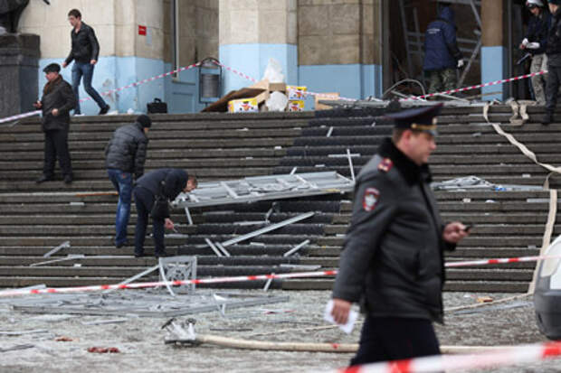 Полиция на месте взрыва на вокзале Волгограда