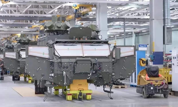 «Быстрота производства и повышенная живучесть»: выпуск бронемашины «Хищник»