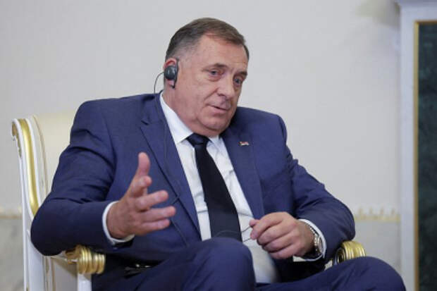 Милорад Додик прогнозирует через два года очередь в Кремль из европейских лидеров Милорад Додик прогнозирует через два года очередь в Кремль из европейских лидеров