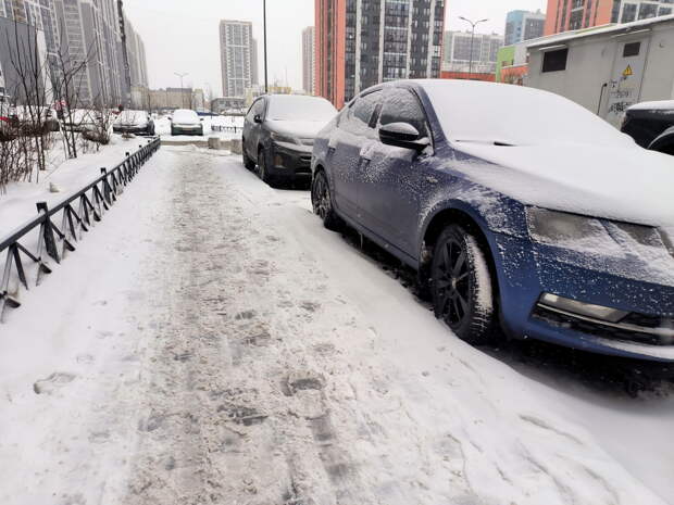 Водителей предупредили об опасности снега для автомобиля