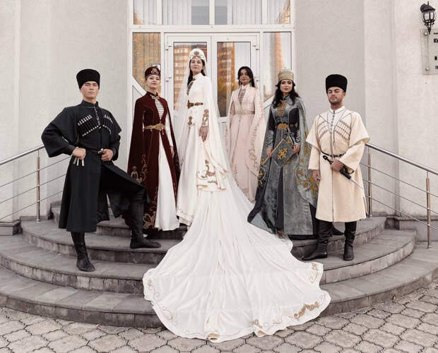 Сегодня День адыгов(черкесов)