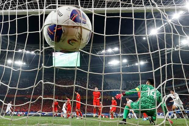 На Украине ответили выступившему против отстранения России президенту ФИФА