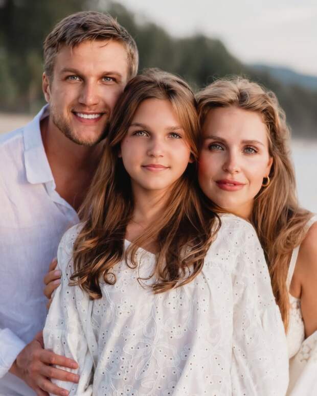 Анатолий Руденко и Елена Дудина стали родителями во второй раз Анатолий Руденко и Елена Дудина стали родителями во второй раз