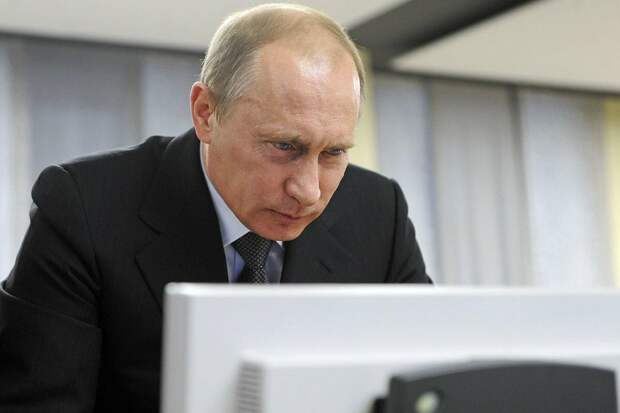 Кто научит президента пользоваться Интернетом?