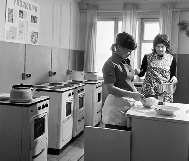 Советским хозяюшкам нужны были простые рецепты из доступных продуктов. /Фото: gastro-norma.ru