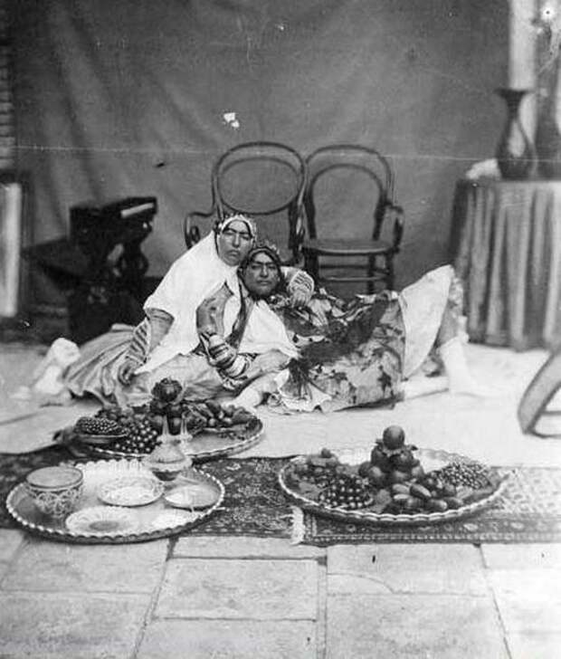 6. Наложницам часто устраивали пикники. девушки, история, факты