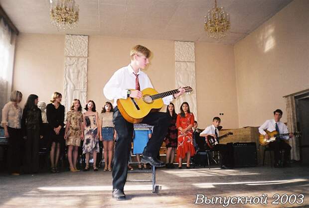 Алексей Воробьев на выпускном в 2003 году Фото: из личного архива