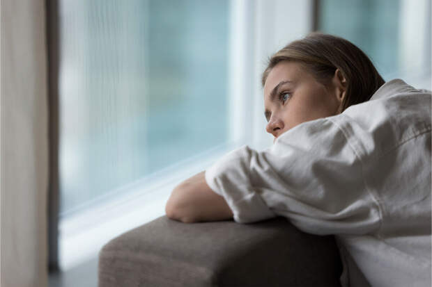 Психолог Хорс: россияне страдают от синдрома отложенной жизни из-за страха