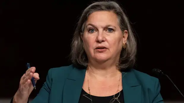 Нуланд поделилась опасениями о попытках Путина воссоздать Советский Союз