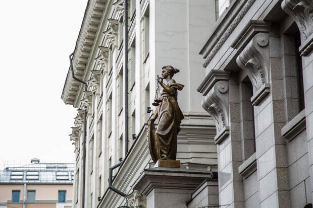 Суд арестовал активы JPMorgan на общую сумму 12,3 млн евро