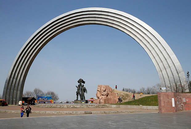 Арка Дружбы народов считается знаковым памятником Киева