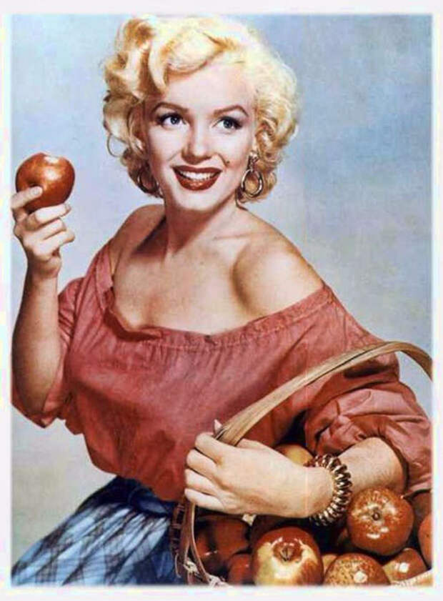 Фотосессия с фруктами. Фото: Nickolas Muray.