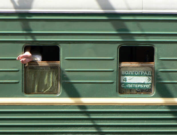 Ноги в окне. Ноги в окне.