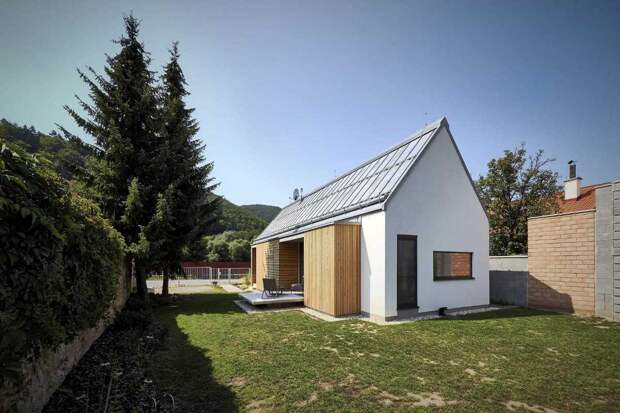 Дом из деревянных кирпичей площадью 69 кв. метров в Словакии