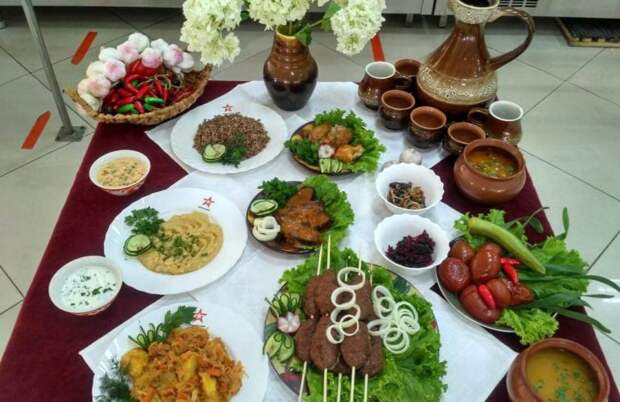 Хлеб везде хорош – и у нас и за морем: в Самарской области для солдат устроили День армянской кухни