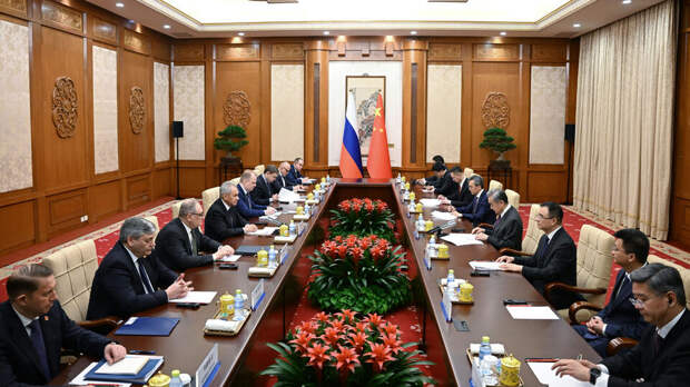 Шойгу: Запад спит и видит, как внести разлад в отношения России и Китая