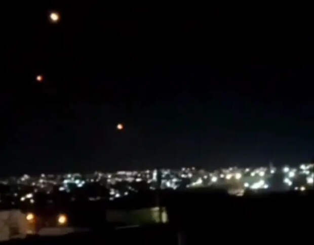 Эксперты предполагают, что Иран использовал РЭБ-имитацию ракет для введения в заблуждение ПВО Израиля