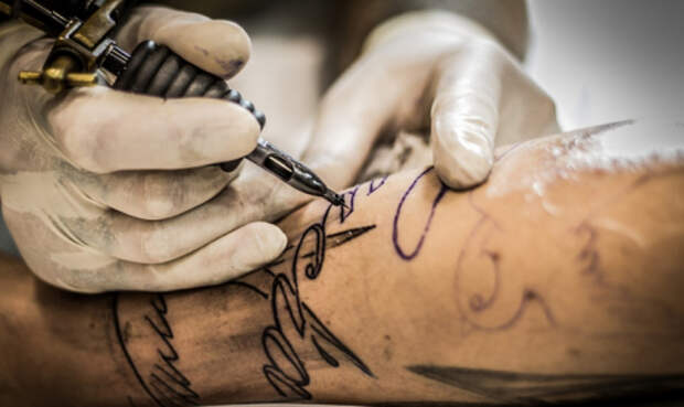 ECM: татуировки оказались одной из причин развития злокачественной лимфомы