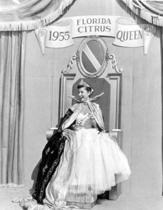 Миссис салли. Победительницы конкурсов фигуры прошлого века. Королева колбасы. Мисс Салли. Miss "sausage Queen", 1955.