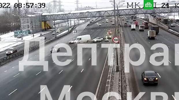 Женщина погибла в ДТП на МКАД в районе Каширского шоссе