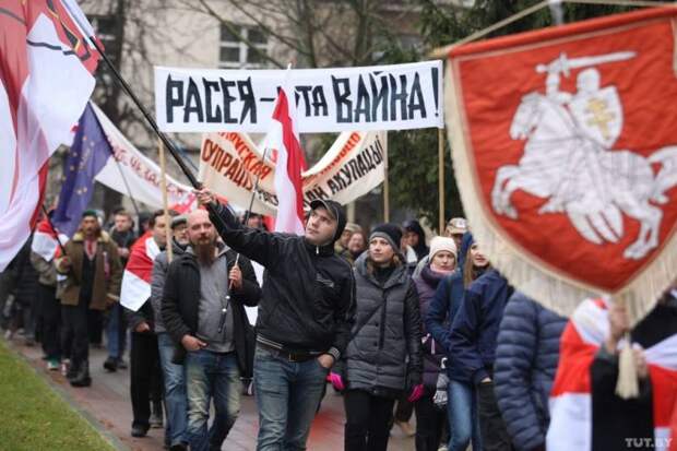 Неудача Запада в Белоруссии неслучайна: Россия научилась противостоять «цветным революциям» Неудача Запада в Белоруссии неслучайна: Россия научилась противостоять «цветным революциям»