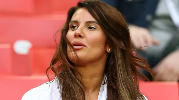 Супруга Варди ответила на обвинения жены Руни