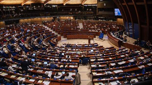 Зал заседаний Парламентской ассамблеи Совета Европы (ПАСЕ)