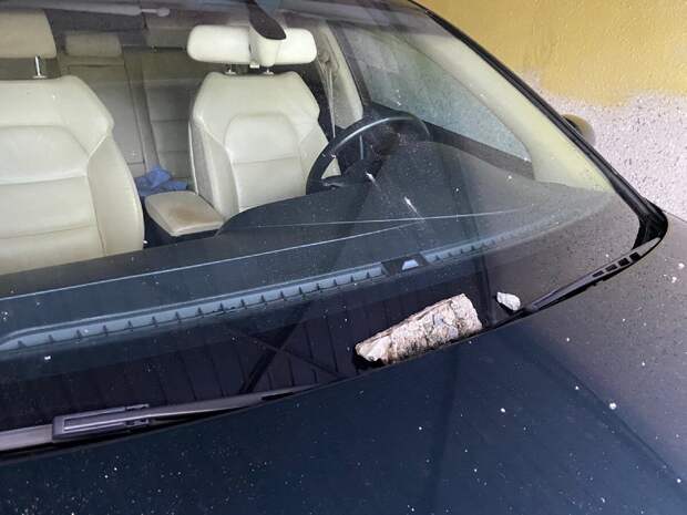 В Германии соседские дети повредили автомобиль. Ущерб на несколько тысяч евро, а кто будет платить за ремонт непонятно