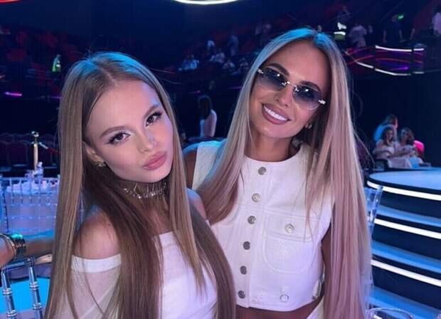 «Маме нужен покой, а мне — быть рядом»: Милана Стар отменила концерт из-за серьёзной травмы позвоночника у матери