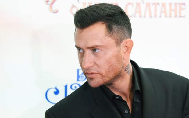 Прилучный впервые высказался об абьюзе в браке с Муцениеце